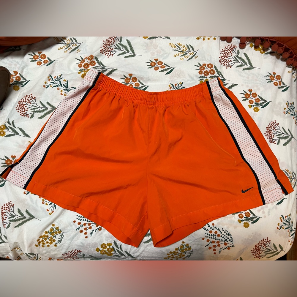 WOMENS NIKE RUNNING SHORT